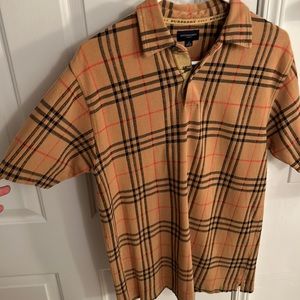 Men’s small Burberry Golf shirt